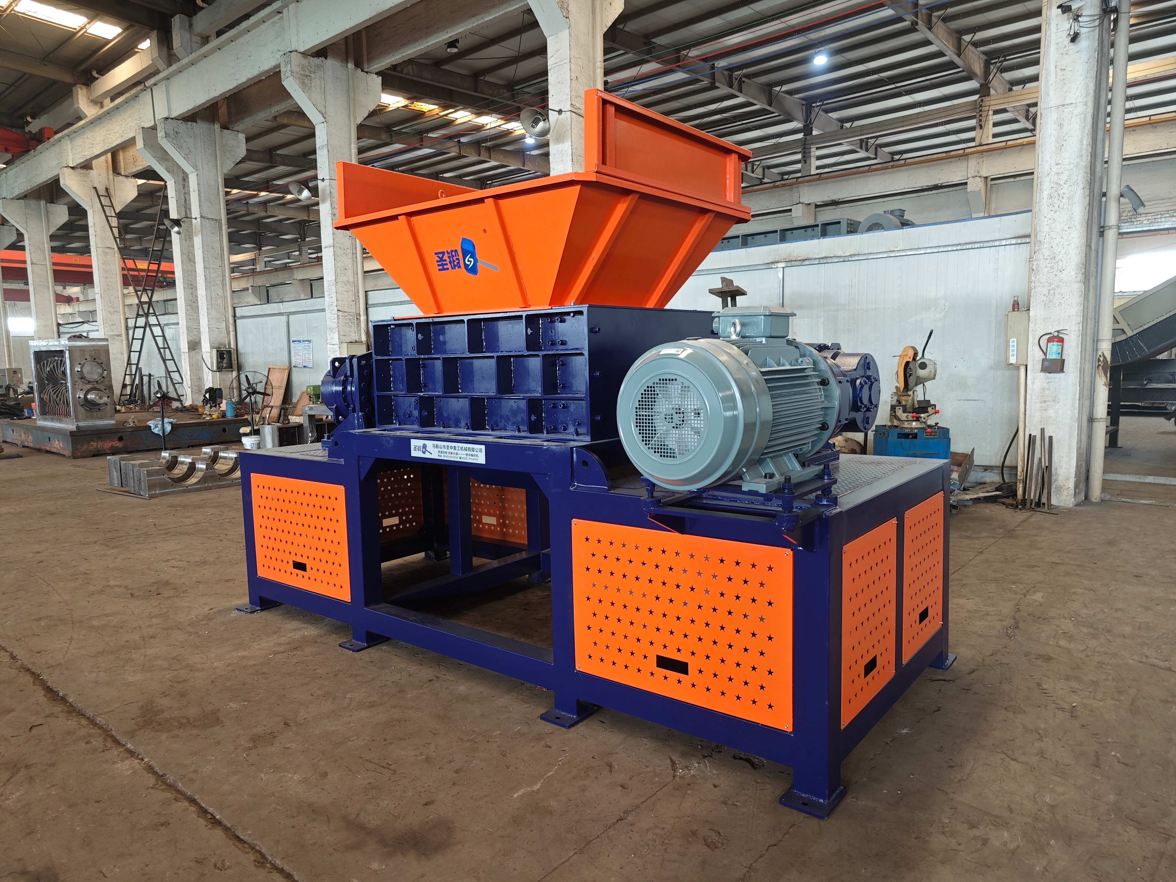 four shaft shredder fabrication